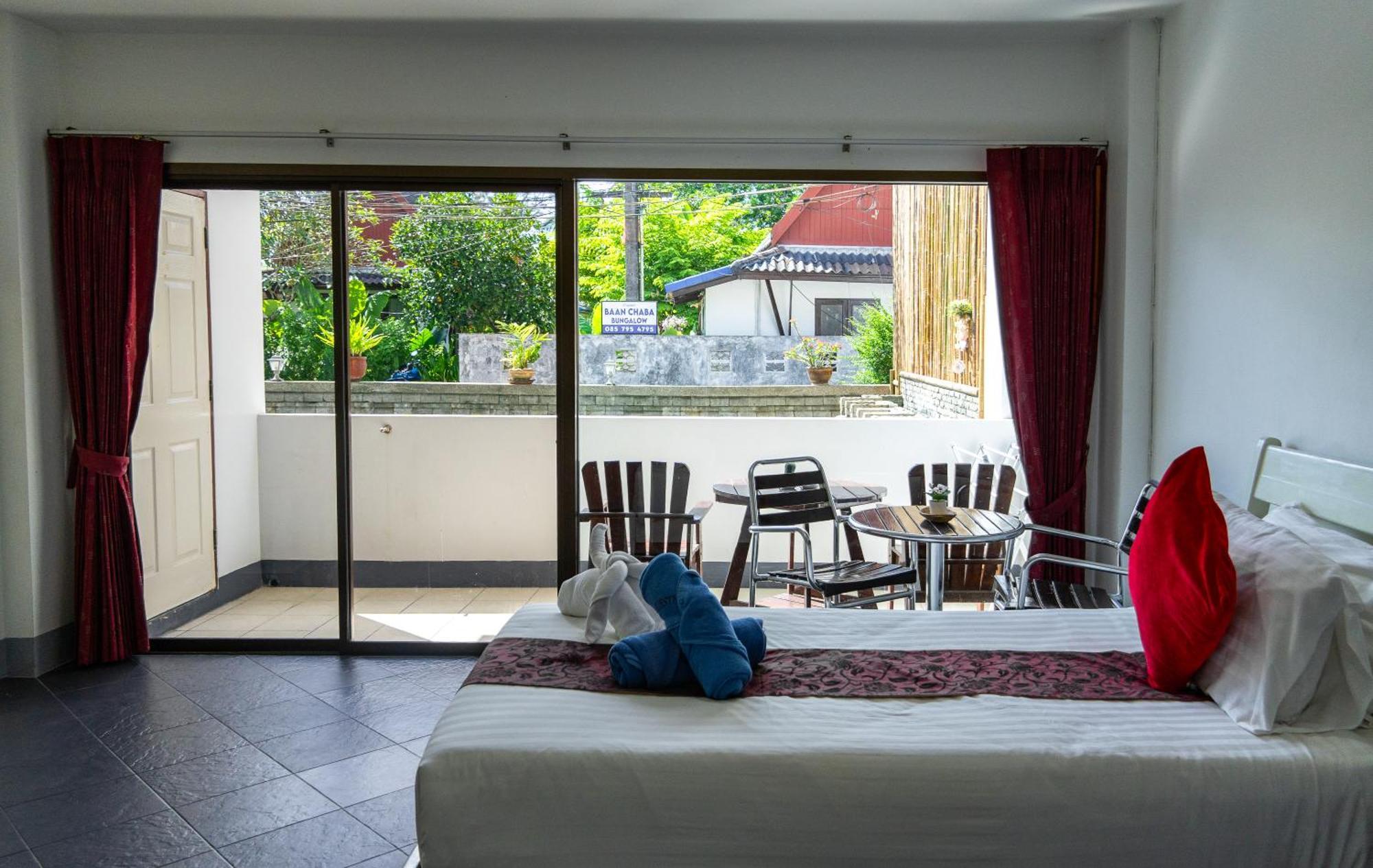 Deng'S Kamala Beach Guesthouse Bagian luar foto